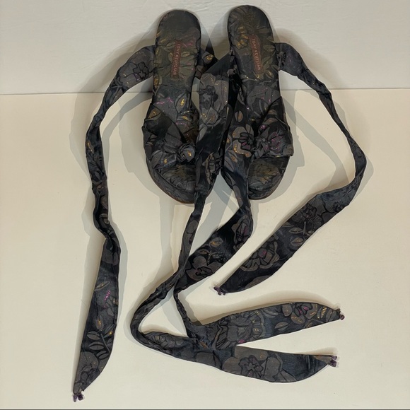 Tony Keuylian Black Floral Ankle Wrap Open Toe Satin Wedge Heels - Picture 5 of 10